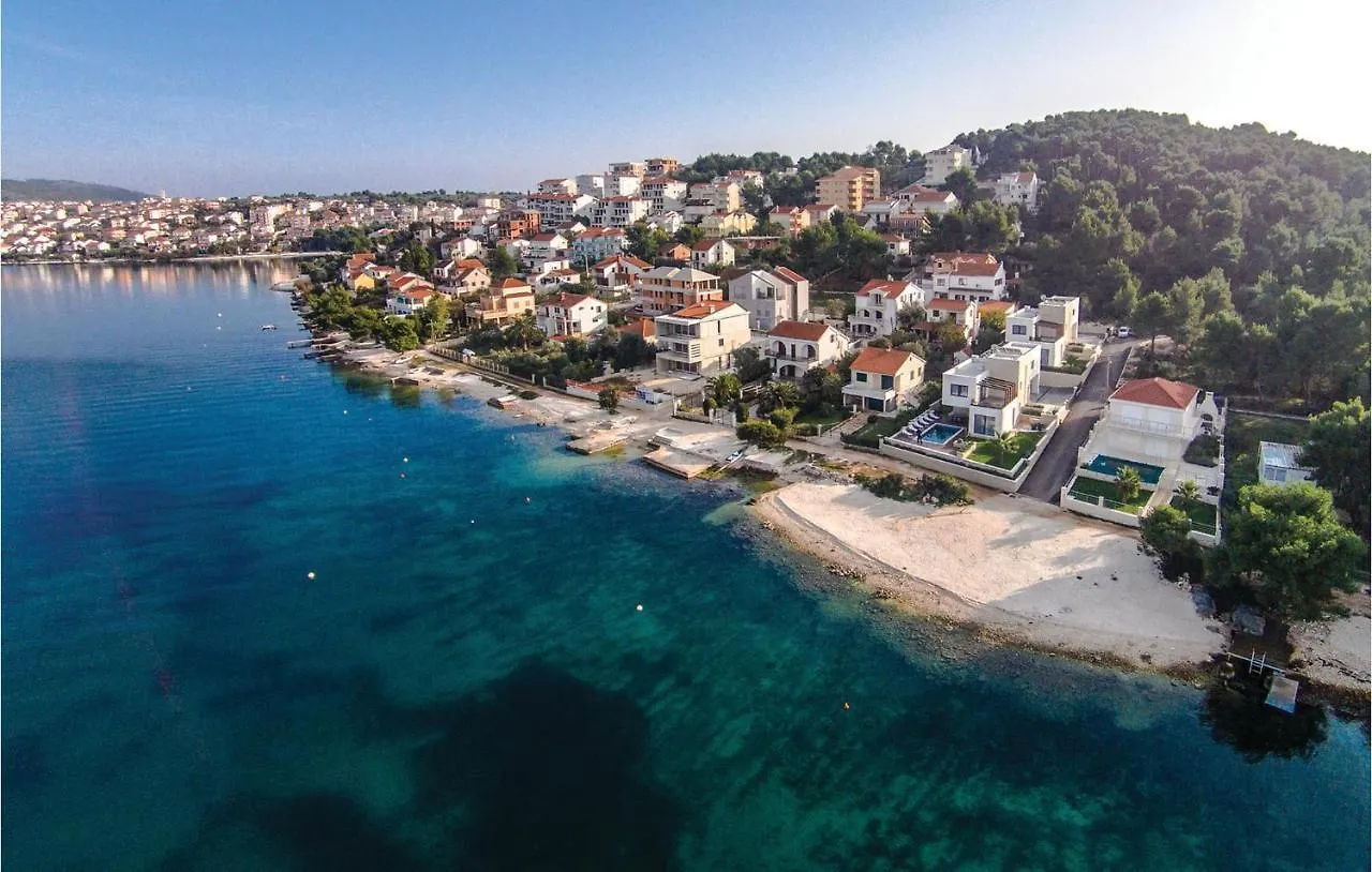 Stunning Apartment In Okrug Gornji With Wifi Trogir